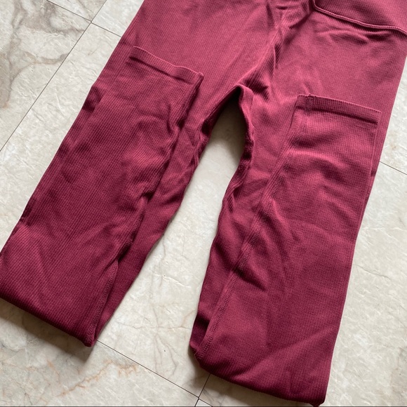 Fabletics | Kelly Rowland Outfit - Picture 4 of 4